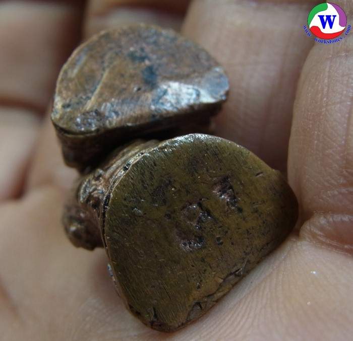 รูปภาพที่6 ของสินค้า : amulet พระเครื่อง 13 กรัม รูปหล่อปู่โต เนื้อทองแดง ไม่ทราบที่ มี 2 องค์ องค์ละ 200 บาท